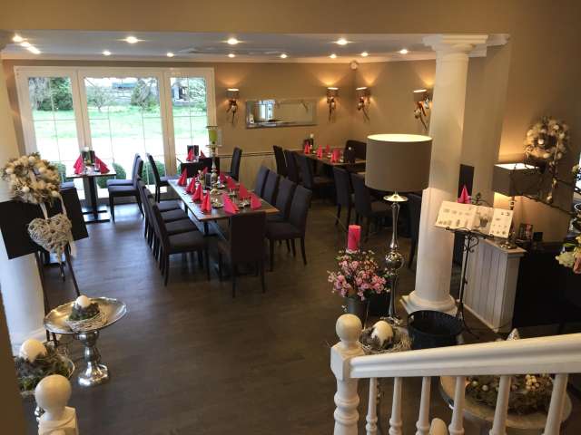 Landcafé mit Mini-Hotel, Hasle b.B